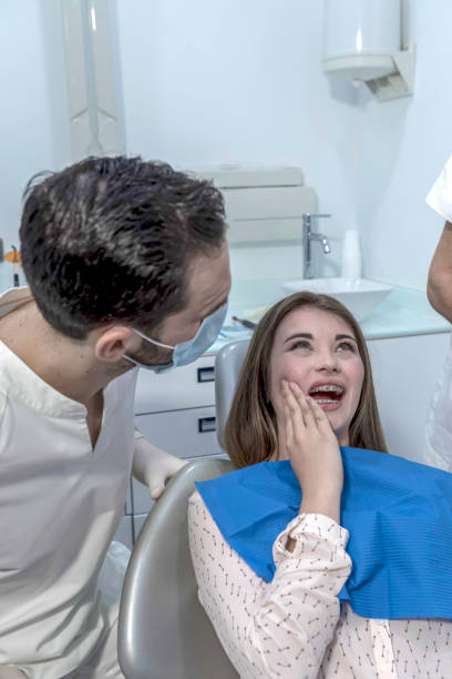 Best Dentist for Tooth Abscess  in West Rson, CA